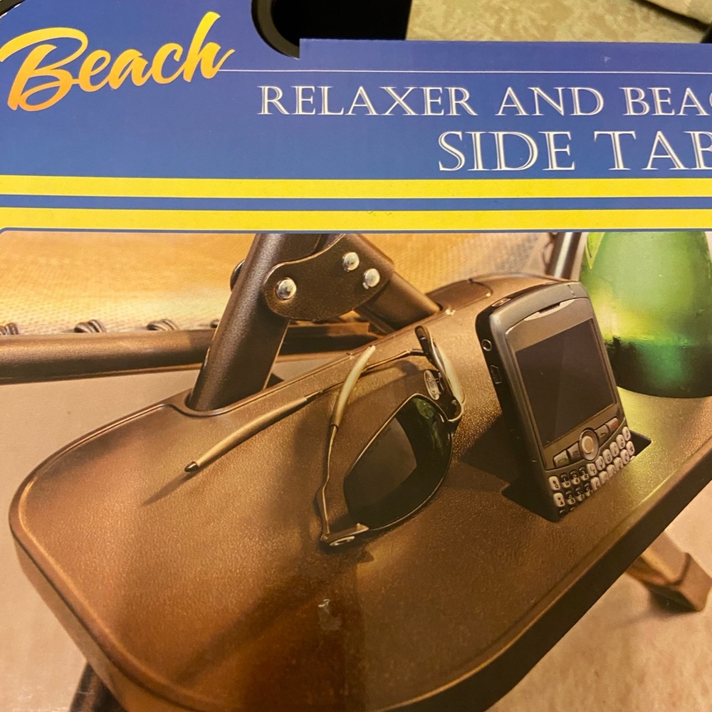 Beach Relaxer Black Side Table NWT